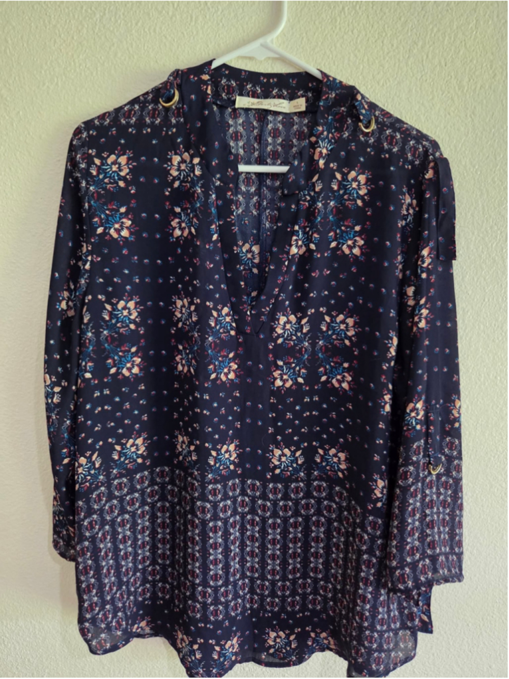 Liberty Love Women’s Large Navy Floral Geometric 3/4 Sleeve Blouse